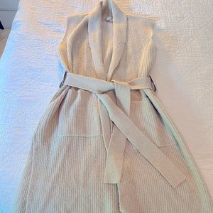 LOFT SZ M- Off white sleeveless long sweater with tie waist